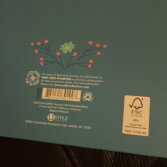 Notebook with bookmark - Picture 6 of 6